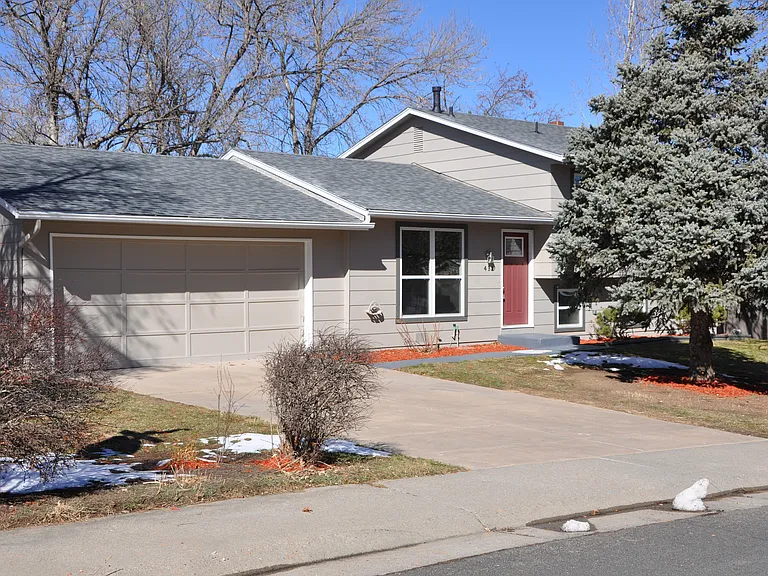 Fantastic Corner Lot