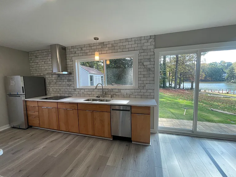 2825 Cardinal Lake Cir #A — Photo 9
