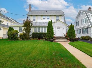 25 Aldred Ave FLOOR 2, Rockville Centre, NY 11570