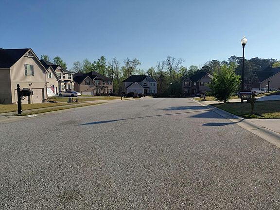 5th image of 2727 Huntcliffe Dr