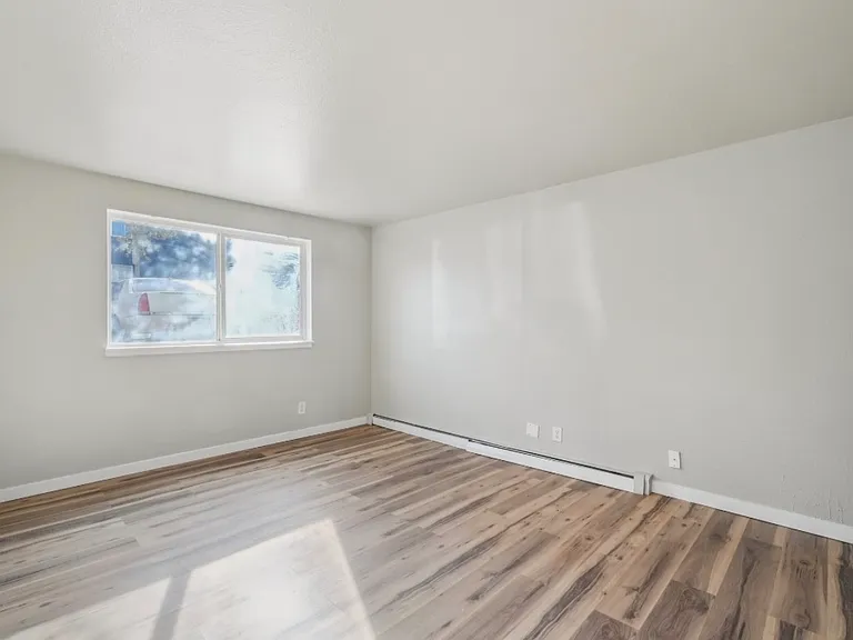 The Vista Heights Apartments — Photo 11