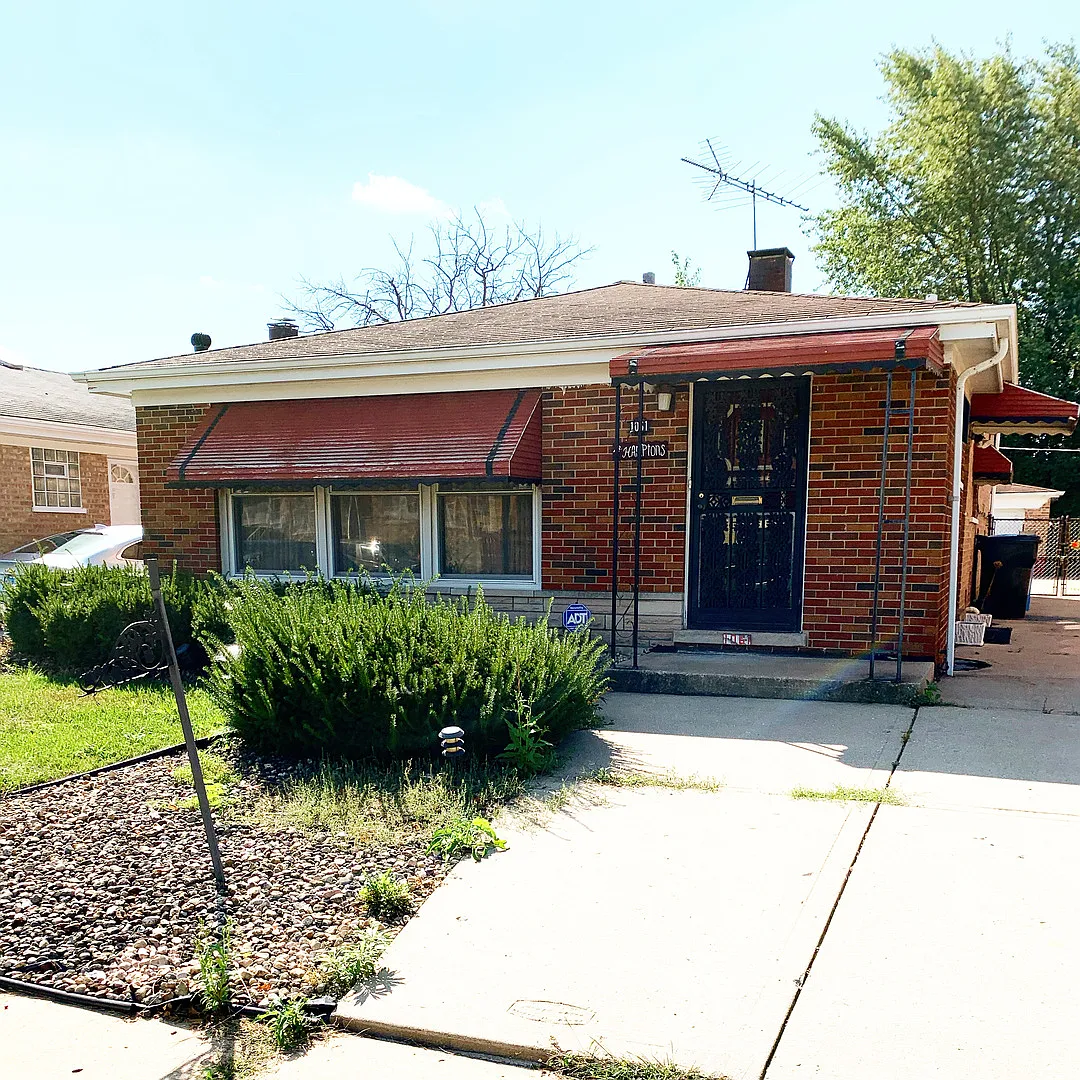 1061 W 108th Pl photo 1