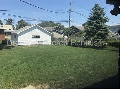 4th image of 4387 Vine St