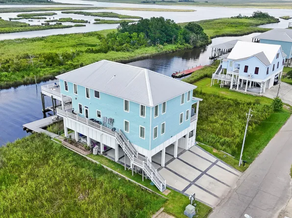 4130 Ireland St, Bay Saint Louis, MS 39520