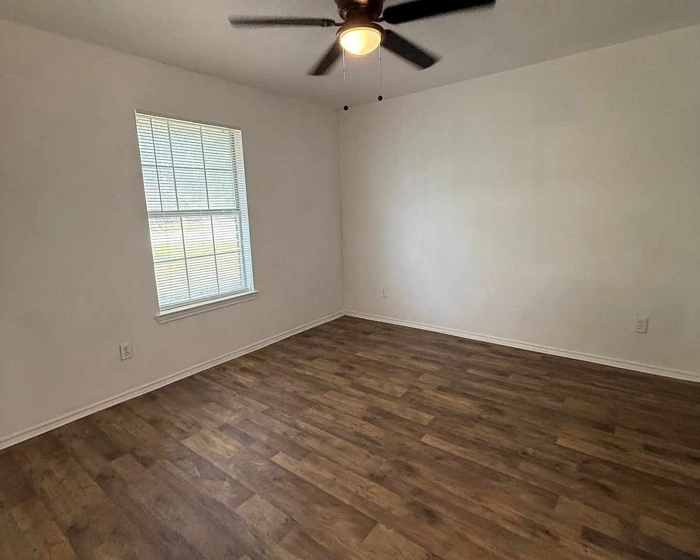 4 bed, 1618 sqft, $1,995 — Photo 1