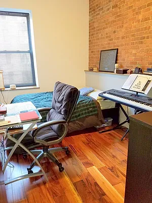 Rented by Uptown Flats LLC | media 10