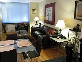 Rented by R New York