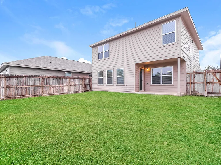 2069 Oakwood Forest Dr — Photo 5