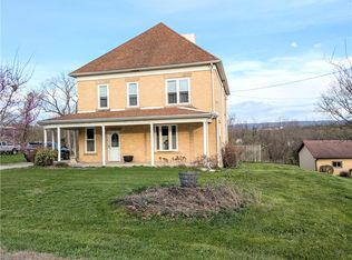220 Overholt Dr, Scottdale, PA
