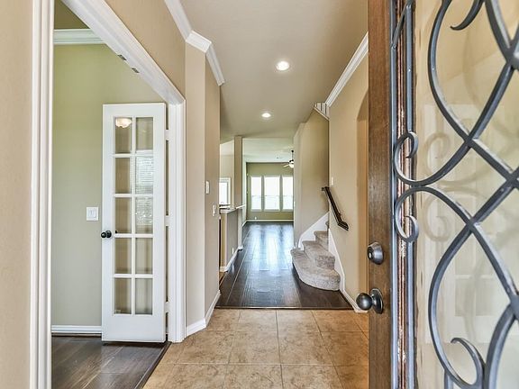 3rd image of 17310 Aldenwilds Ln