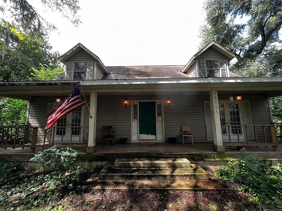 1st image of 36701 Sparrow Ln