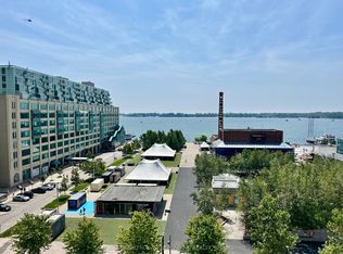 218 Queens Quay W #803, Toronto, ON M5J