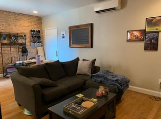 2916 N Calvert St #1R, Baltimore, MD 21218