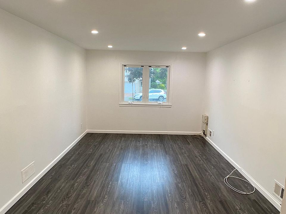 1st image of 231 Evergreen St