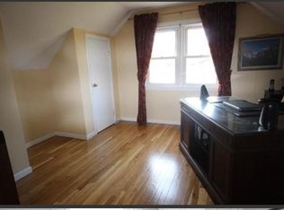 69 Columbia Dr, Amherst, MA 01002