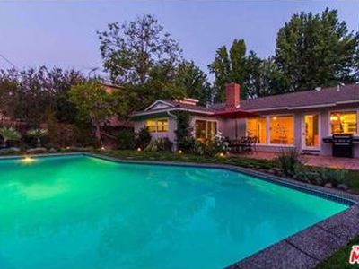 13139 Weddington St, Van Nuys, CA, 91401
