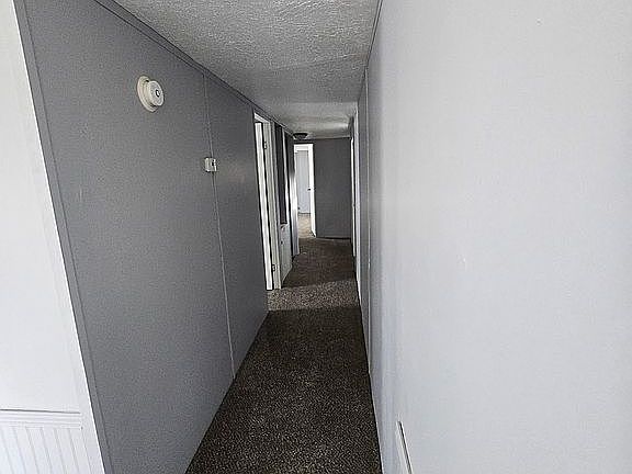 4th image of 487 N Woodland Ct