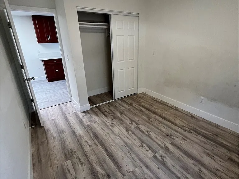14409 Gundry Ave — Photo 19