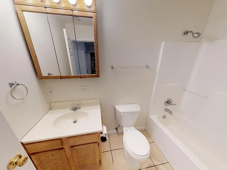 1500 E Parham St — Photo 2