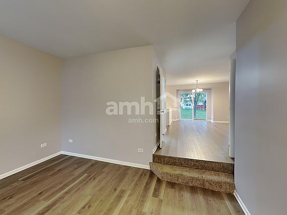 5th image of 1713 Whispering Oaks Dr