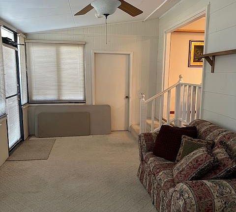 4th image of 177 Nelson Ave