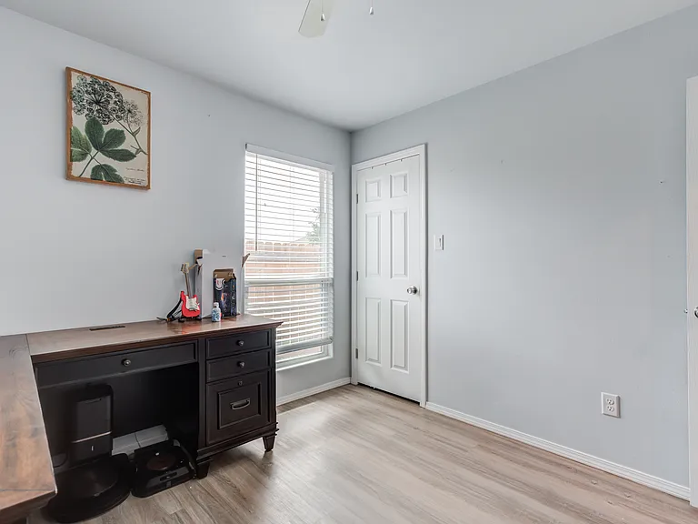 5501 Jarvis St #A — Photo 30