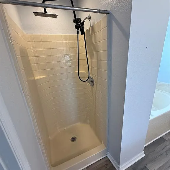 707 Battery Pointe Dr — Photo 26