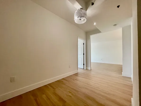 2101 City Place image 25 of 37