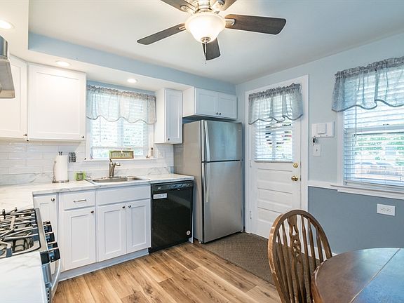 5th image of 222 Plumtree Rd