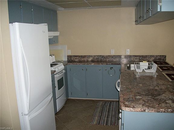 2nd image of 500 N Francisco St #207