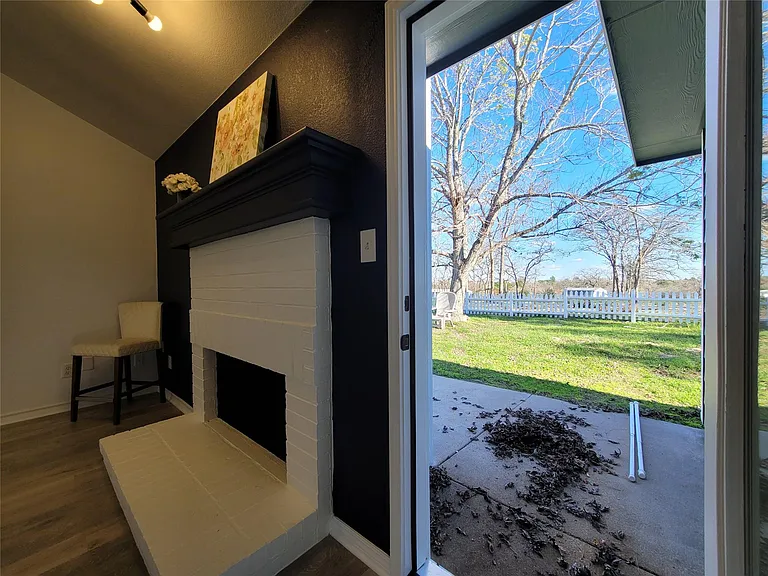 208 Newcastle Dr — Photo 20
