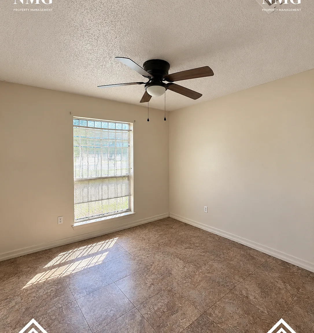 1755 Brookhollow Circle - 1 — Photo 2