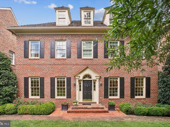 9870 Palace Green Way, Vienna, VA 22181