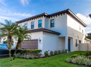 13015 Sanctuary Village Ln, Temple Terrace, FL 33624