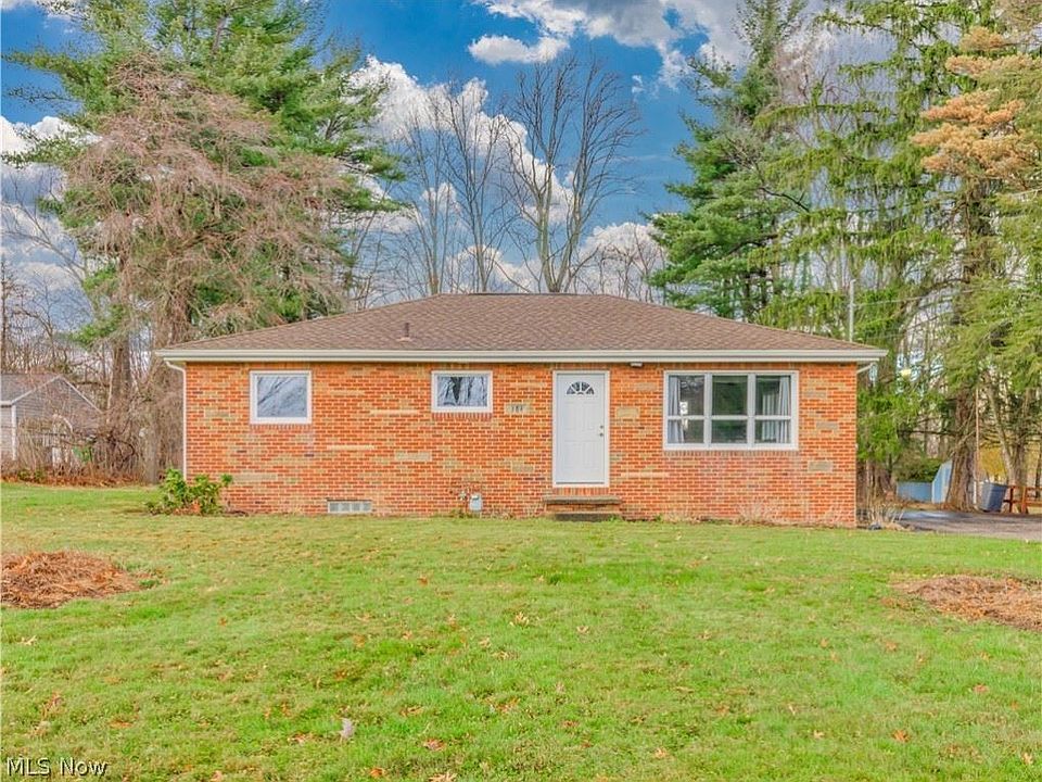 1st image of 184 Nutwood Dr