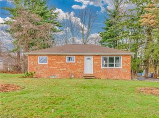 184 Nutwood Dr, Tallmadge, OH