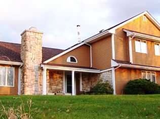 168 Mountain Rd, Hamburg, NJ 07419