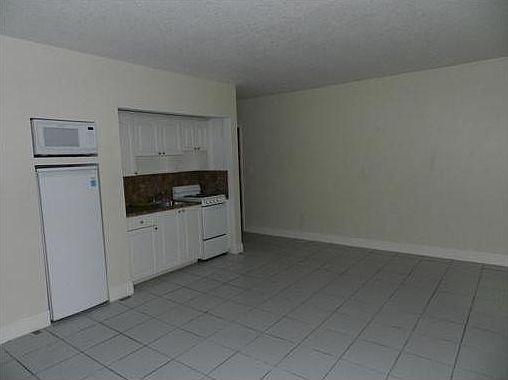 5th image of 234 Salamanca Ave APT 1