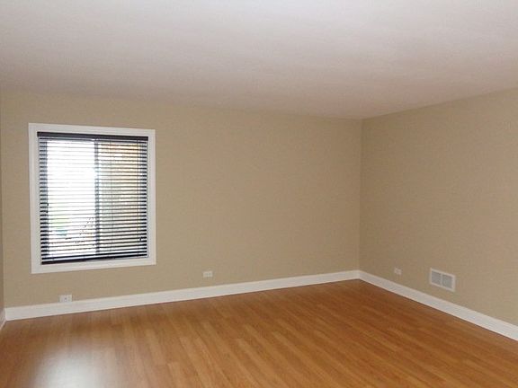 4th image of 7401 Blackburn Ave #I-105