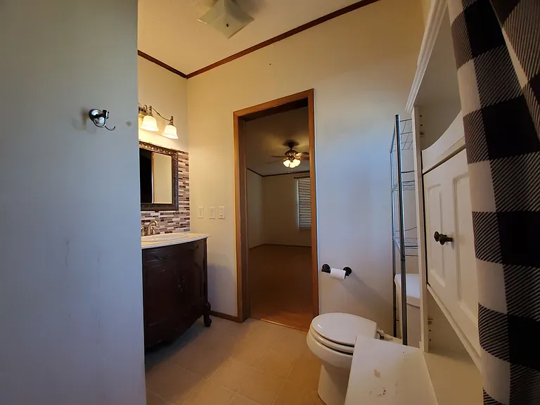 4043 Nashville Dr — Photo 11