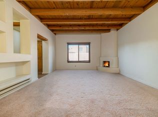 356 Calle Loma Norte, Santa Fe, NM 87501