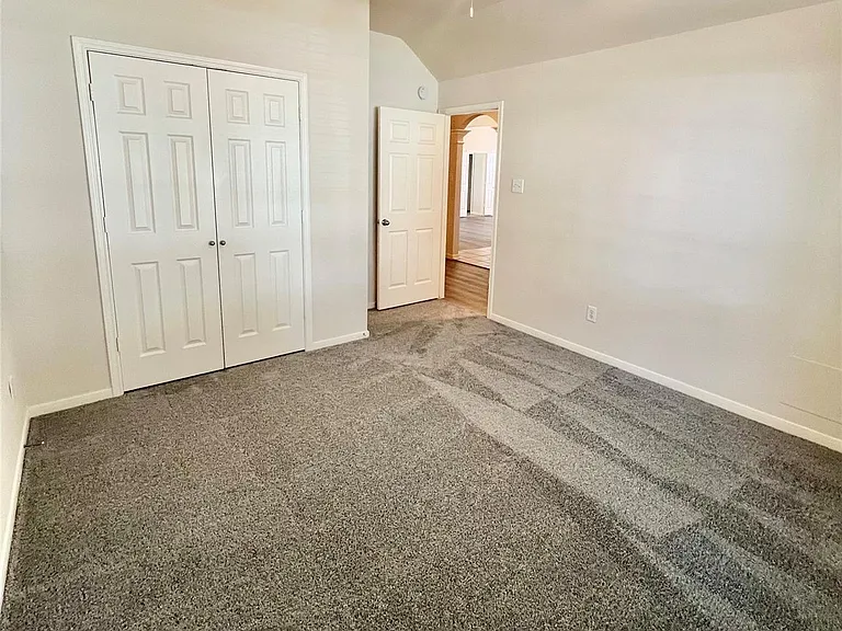128 Emerald Loch Ln — Photo 8