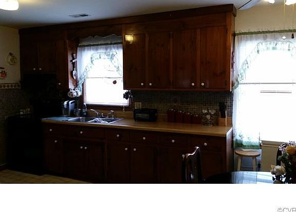 2nd image of 24302 Gaydell Dr