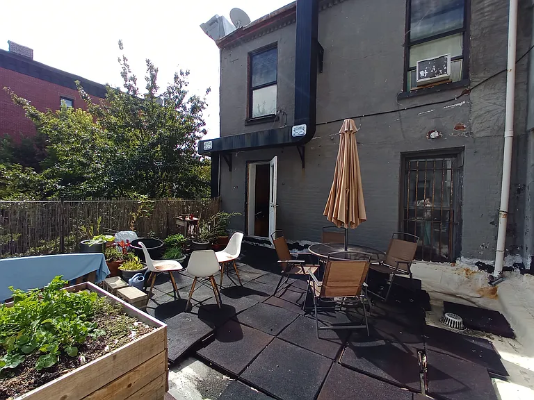 1183 Bedford Ave #2 — Photo 30