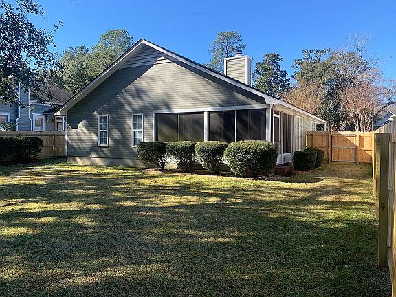 3rd image of 2203 N Toombs St