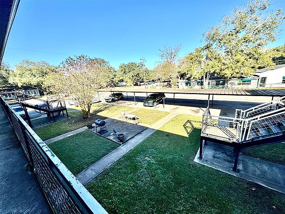 2nd image of 2201 N Grand Blvd APT 8