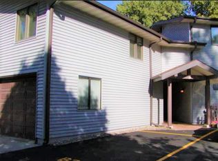 450 N Campbell Rd APT B3, Oshkosh, WI 54902