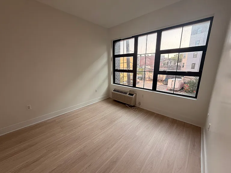 283 Fairmount Ave #213E — Photo 5