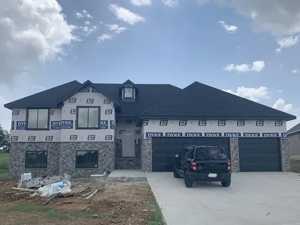 3038 E Heritage Street, Republic, MO 65738