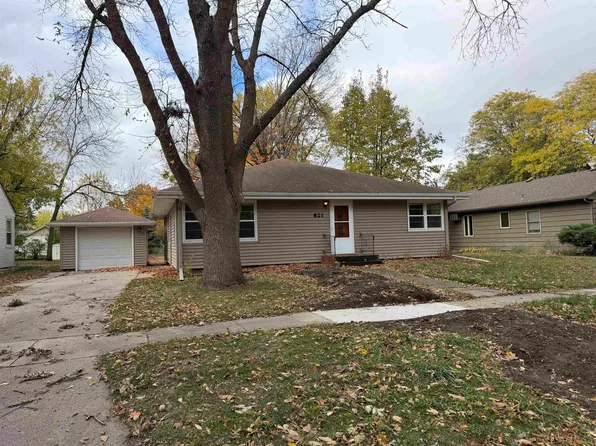 821 Fisher Ct, Spencer, IA 51301